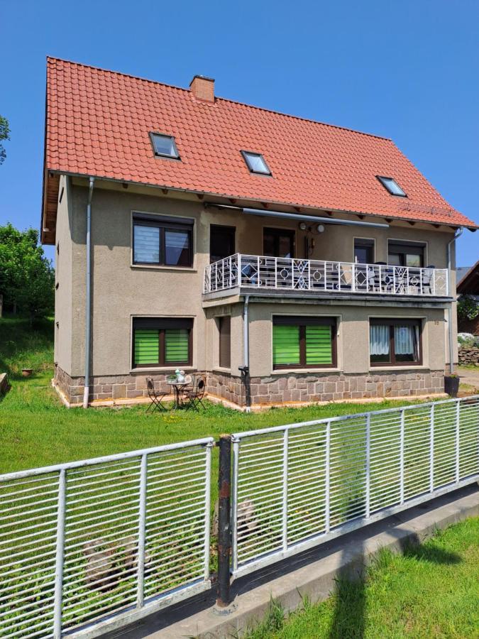 Monteur- Und Ferienwohnung In Hainichen - Obergeschoss Oder Dachgeschoss - Familie Weber Bockendorf Exteriér fotografie